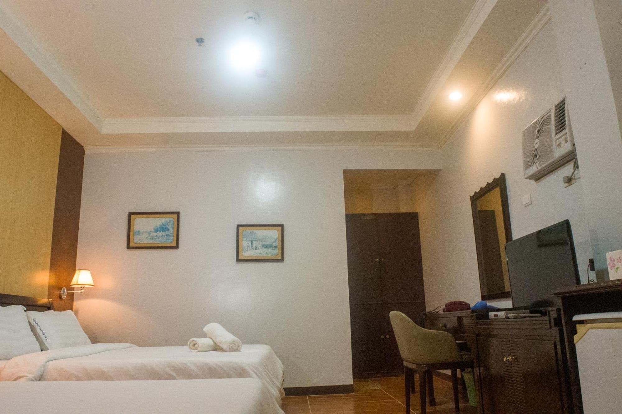 Lukay Las Brisas Balabag  ภายนอก รูปภาพ