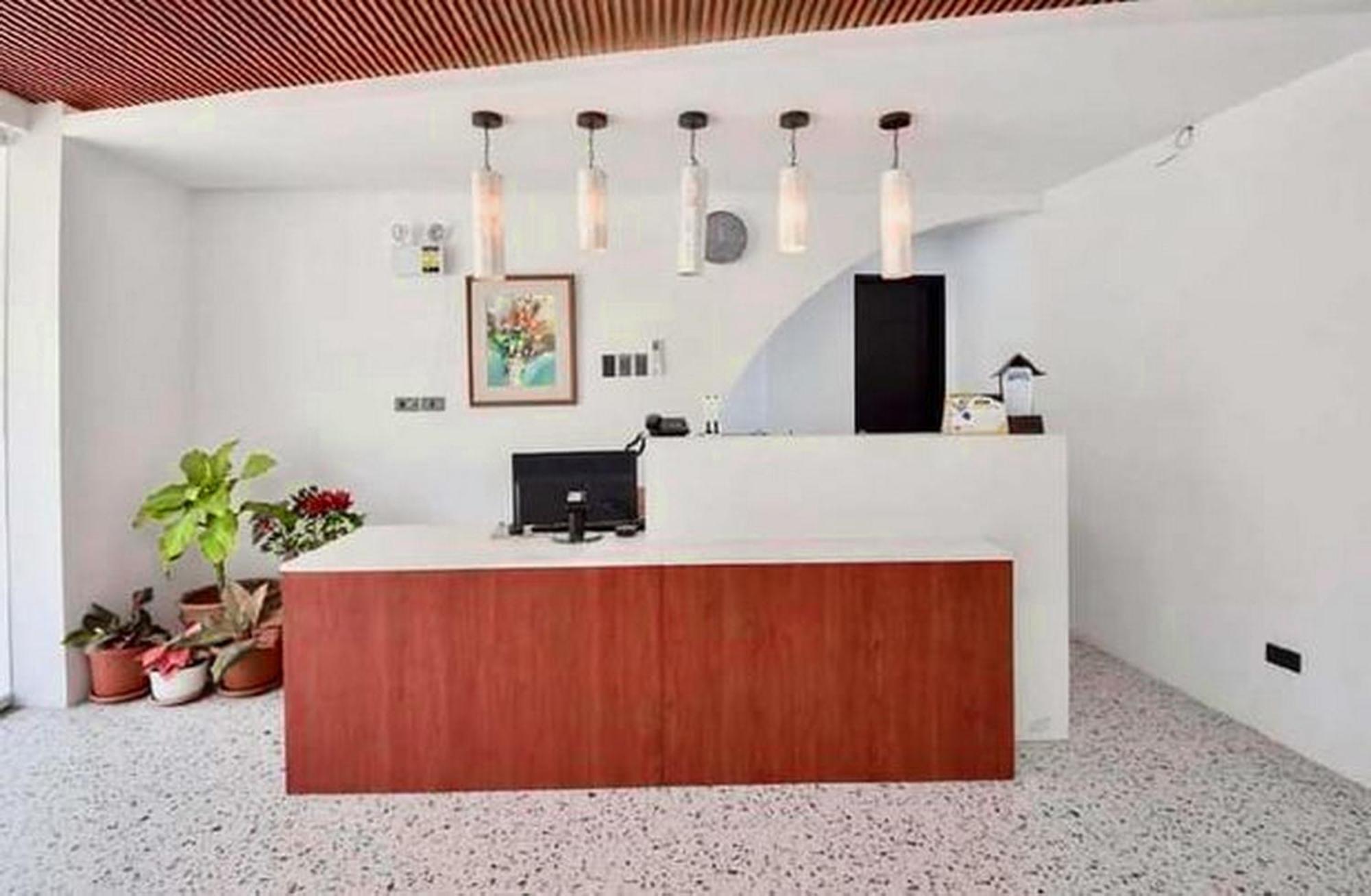 Lukay Las Brisas Balabag  ภายนอก รูปภาพ
