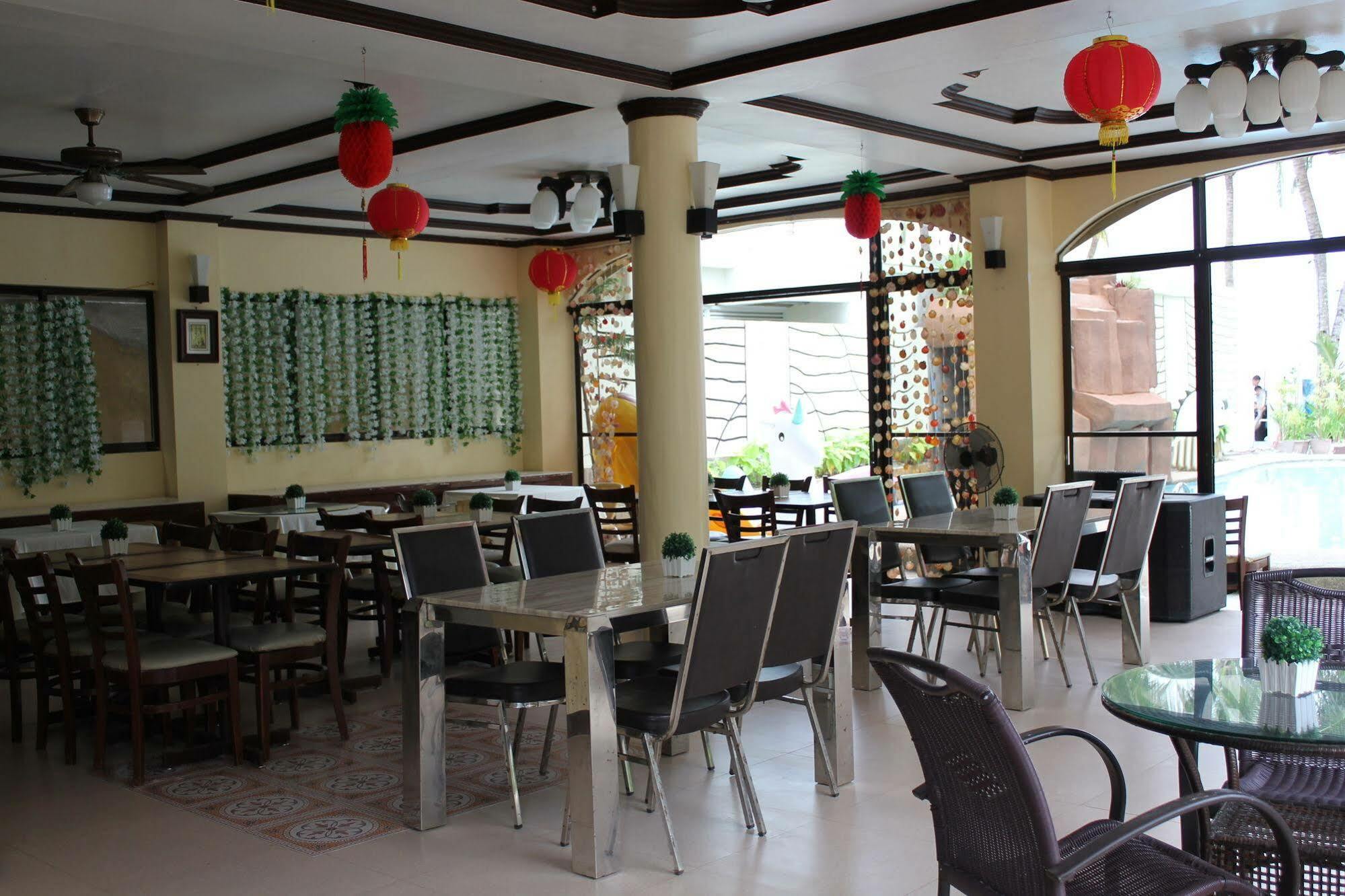 Lukay Las Brisas Balabag  ภายนอก รูปภาพ